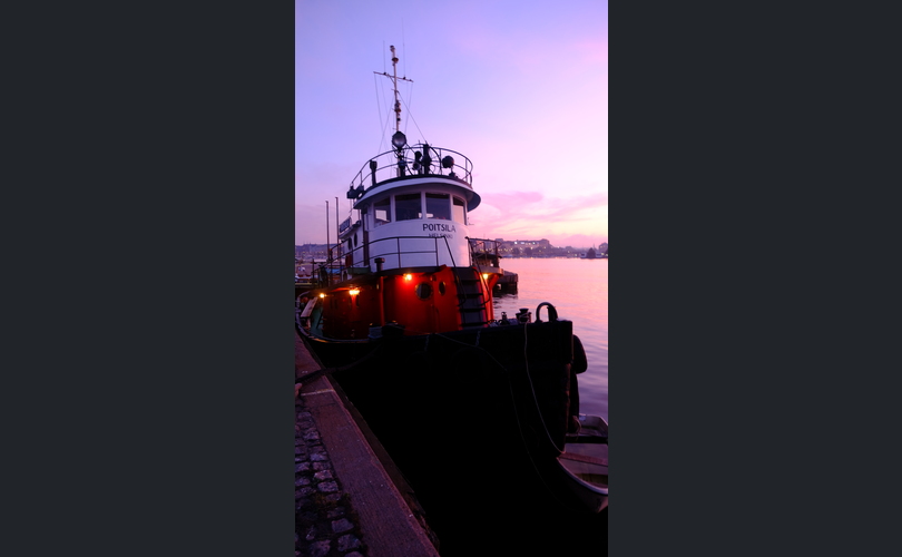 ST-Tug Hinaaja-kuva-1